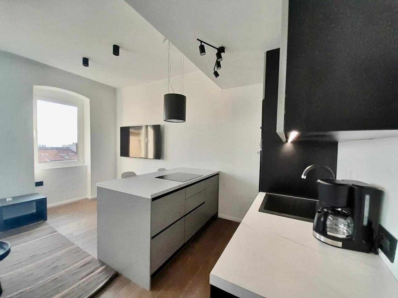 Apartmán Jadabell 1 & 2 With Sea View Rijeka Exteriér fotografie